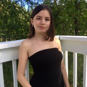 Meet your Posher, Mayra